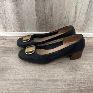 Vintage Salvatore Ferragamo Low Heel Pumps Womens 7 Navy Blue Academia Career